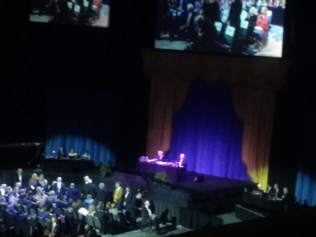 2018 Berkshire Hathaway Meeting Frugal Professor 2018 Berkshire Hathaway Meeting Frugal Professor